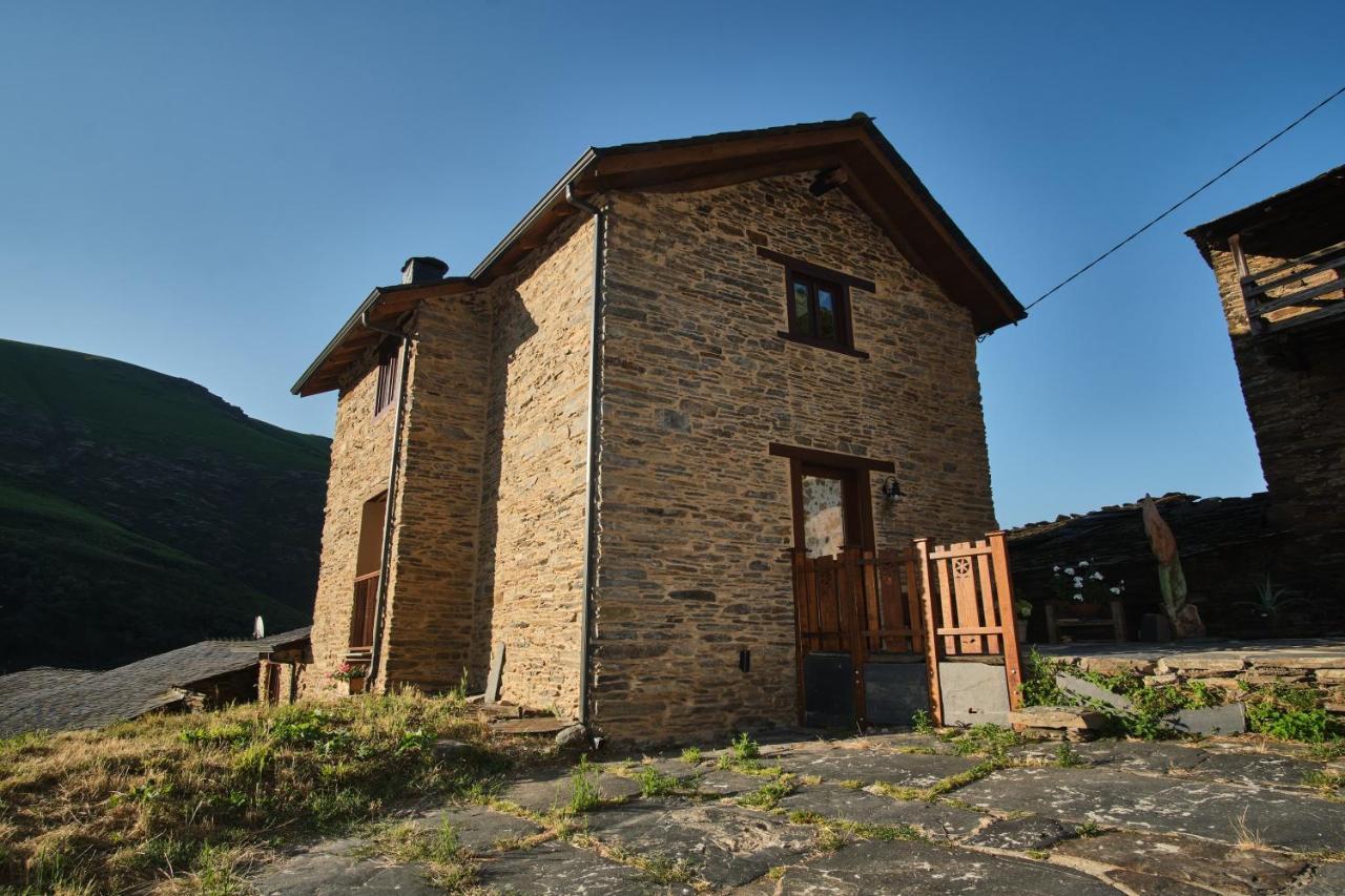 Lar Da Cima Holiday home Folgoso do Courel