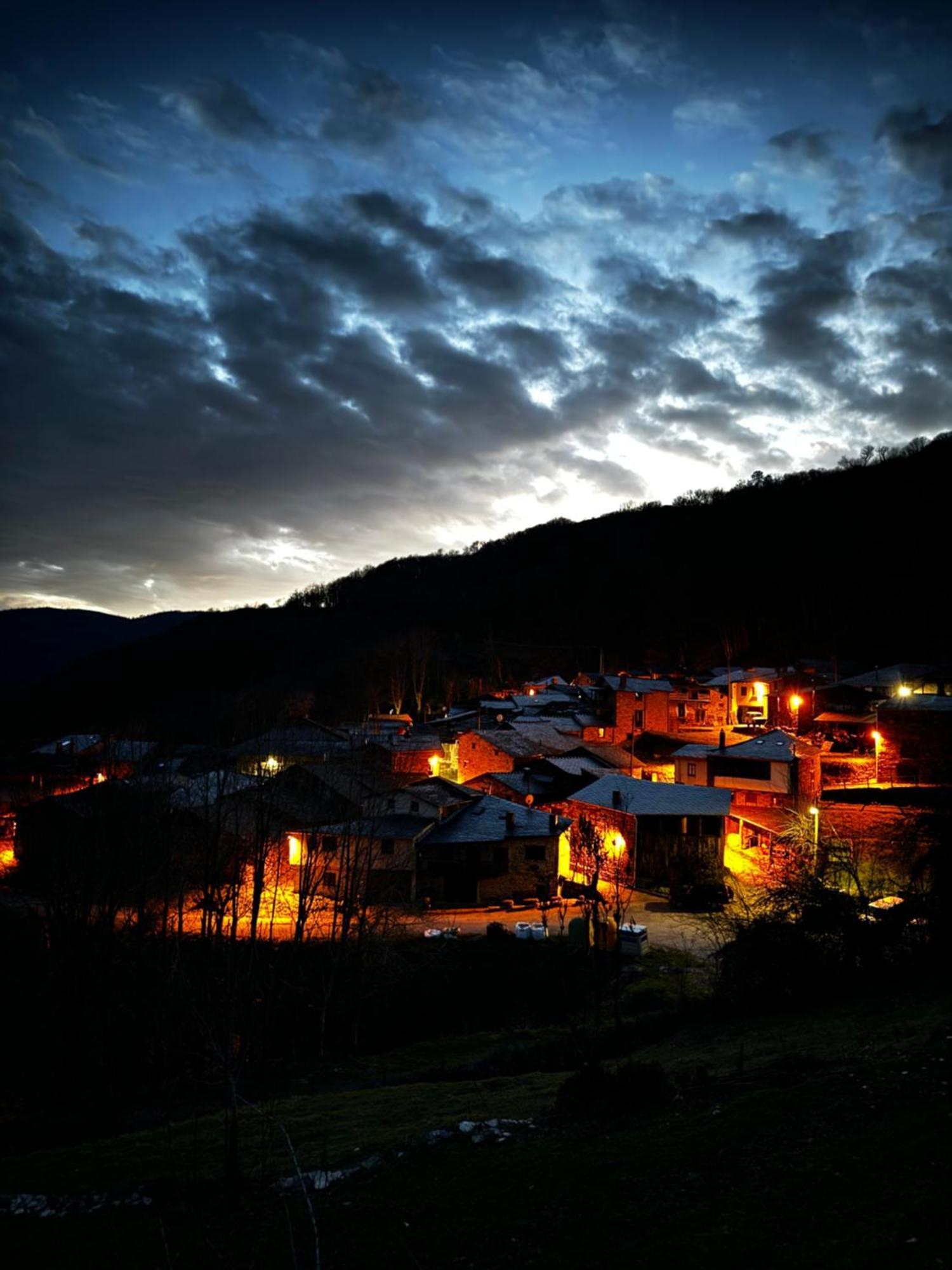Lar Da Cima Holiday home Folgoso do Courel